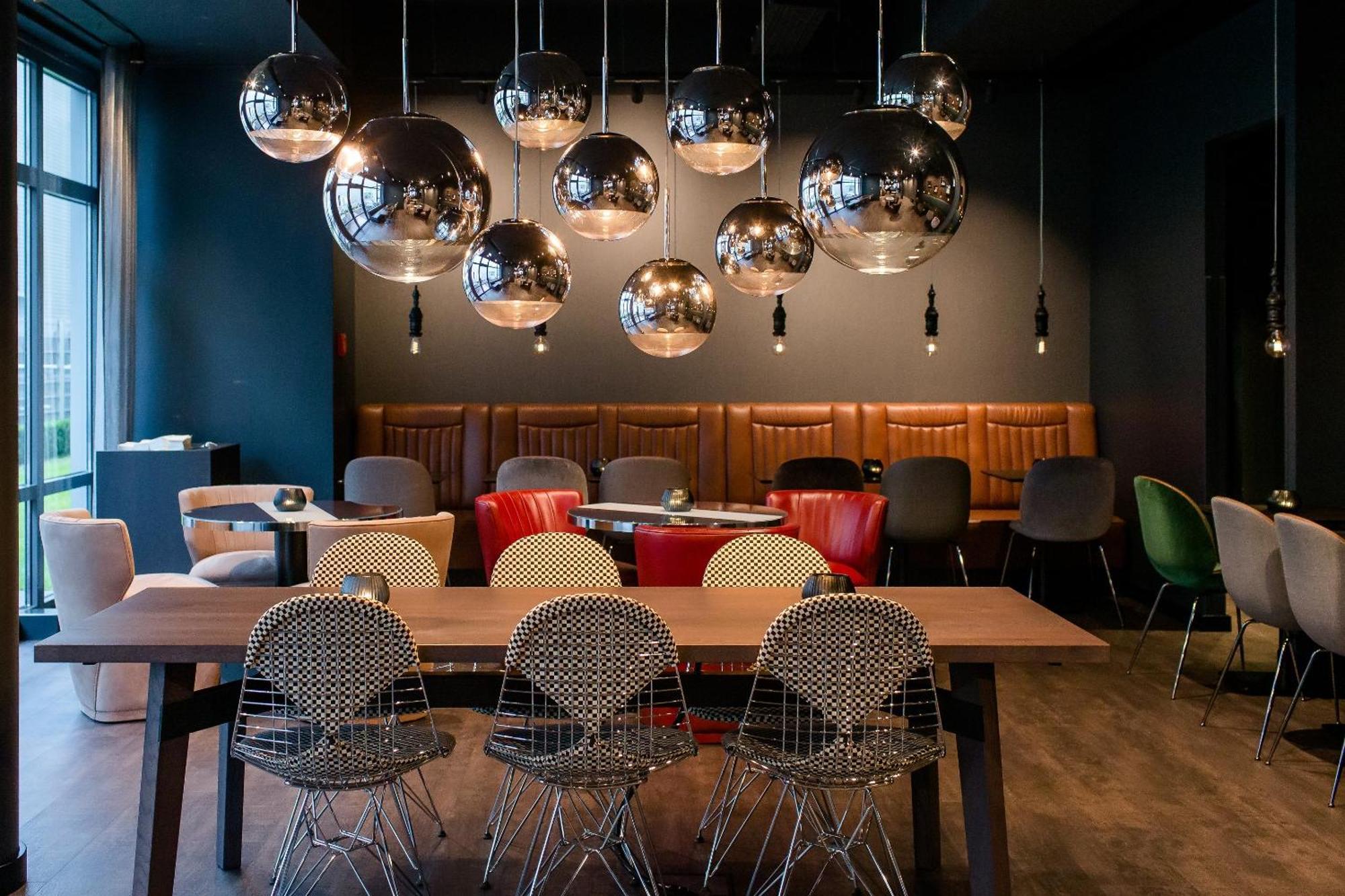 Motel One Frankfurt-Eastside Frankfurt am Main Eksteriør billede
